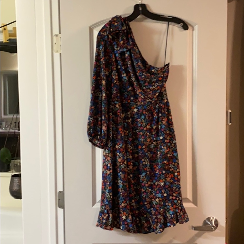 One sleeve star print dress